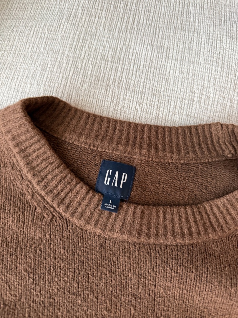 GAP Brown Ribbed Crewneck Sweater - Picture 2 of 2